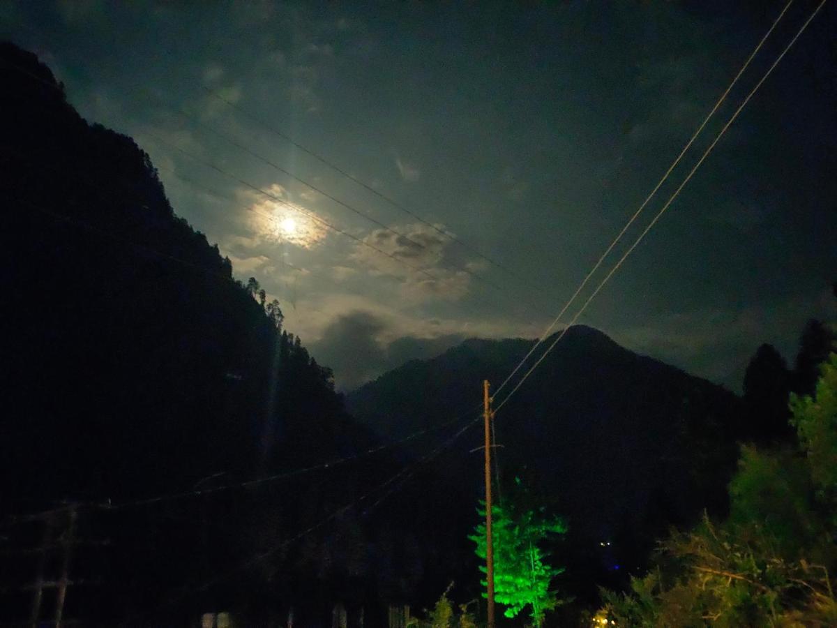 Snow View Guest House Kasol Exterior foto