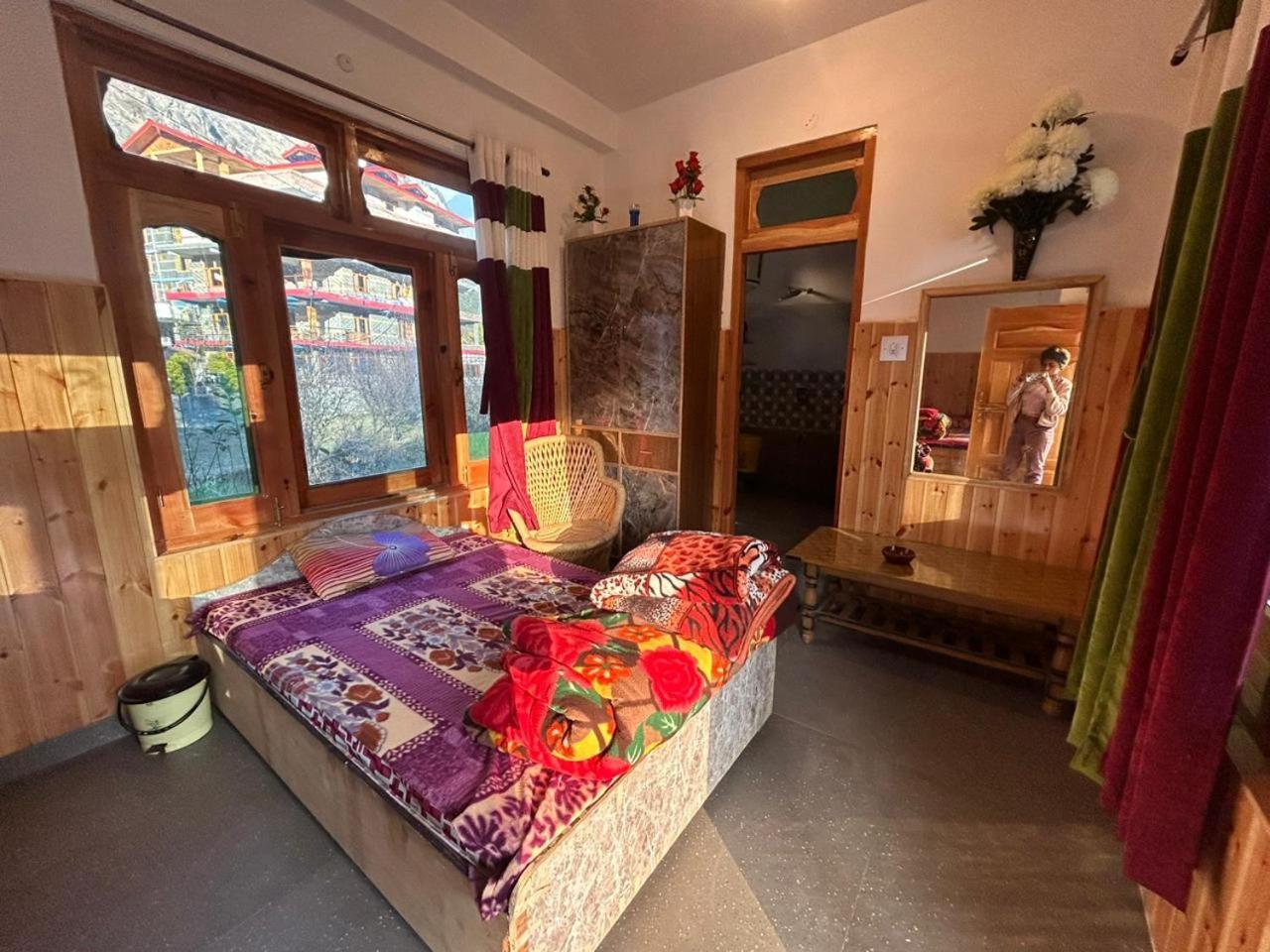 Snow View Guest House Kasol Zimmer foto